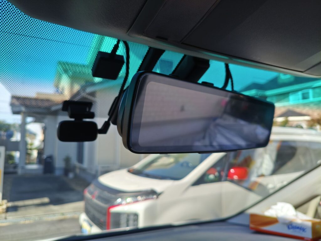 デジタルミラー型ドラレコを取り付けました。