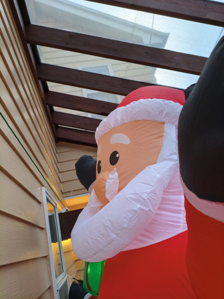 電飾を始めました。