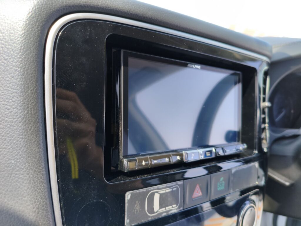 ナビをディスプレイオーディオに交換しました。