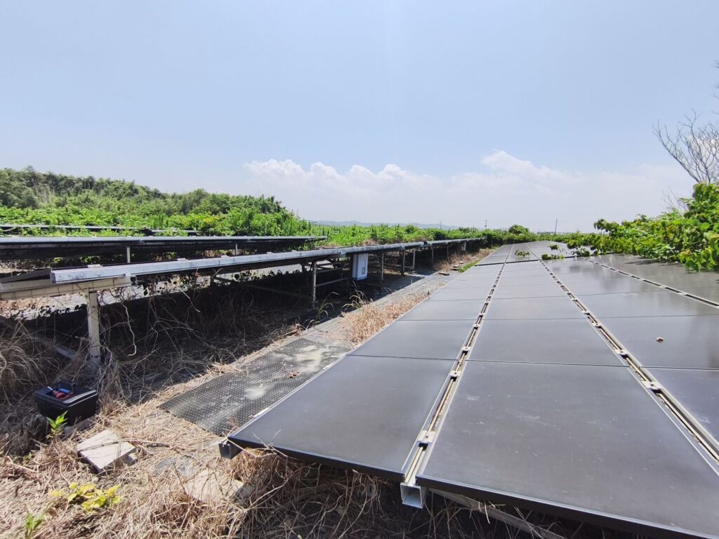千葉の太陽光発電所のメンテナンスをしました。