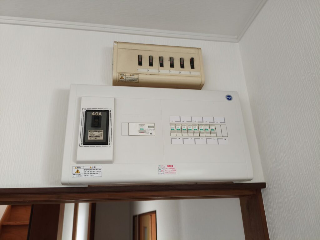 分電盤交換工事をしました。